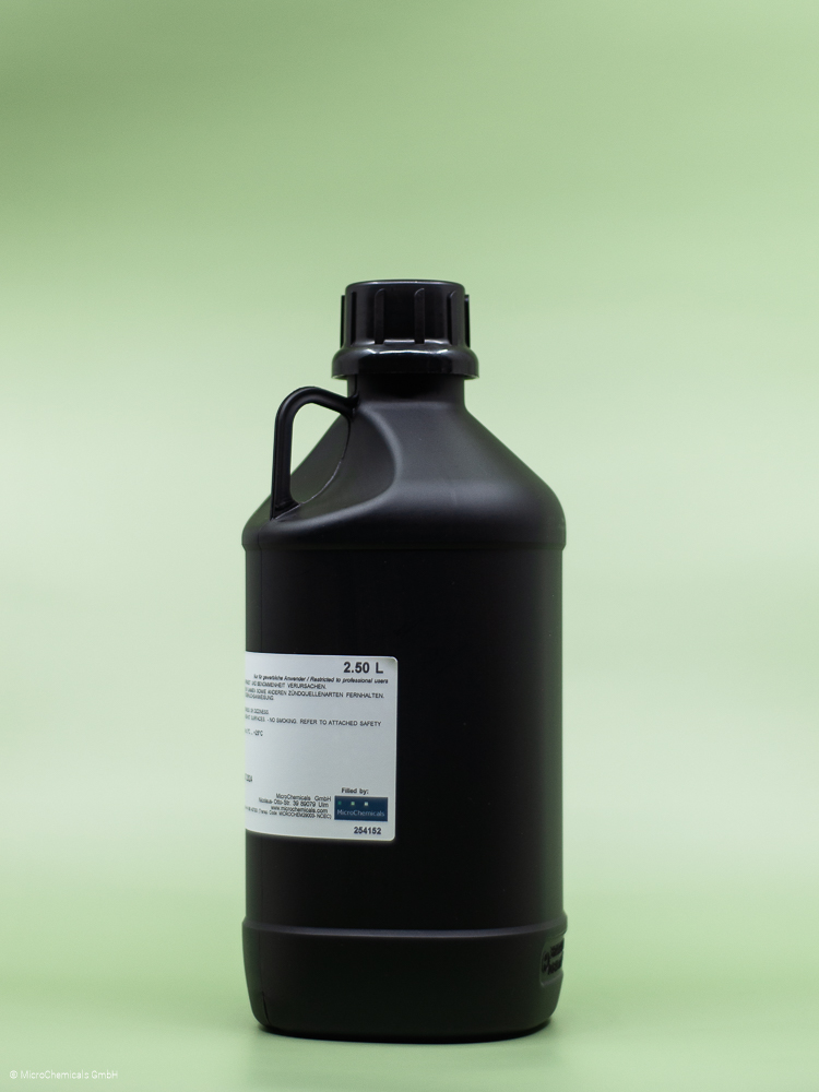 240214_MC_Kunststoffflasche_2,5L_schwarz-3.jpg 240214_MC_Kunststoffflasche_2,5L_schwarz-3.jpg