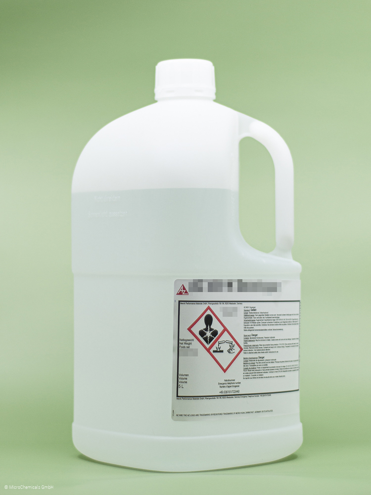 240214_Merck_Kunststoffflsche_5L_weiss-4.jpg 240214_Merck_Kunststoffflsche_5L_weiss-4.jpg