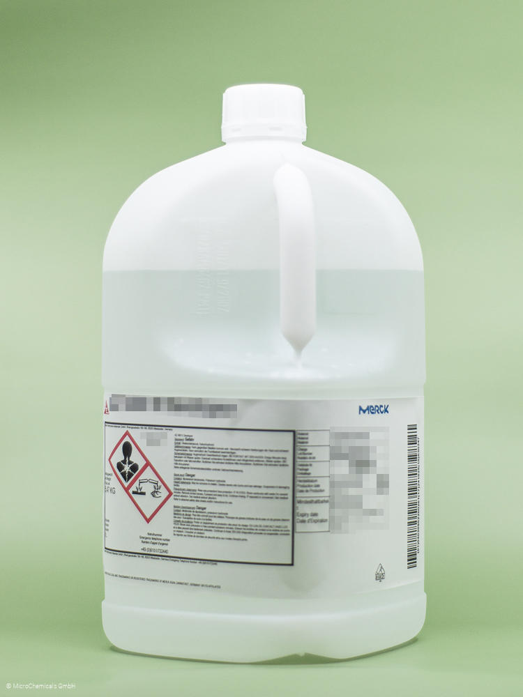 240214_Merck_Kunststoffflsche_5L_weiss-2.jpg 240214_Merck_Kunststoffflsche_5L_weiss-2.jpg