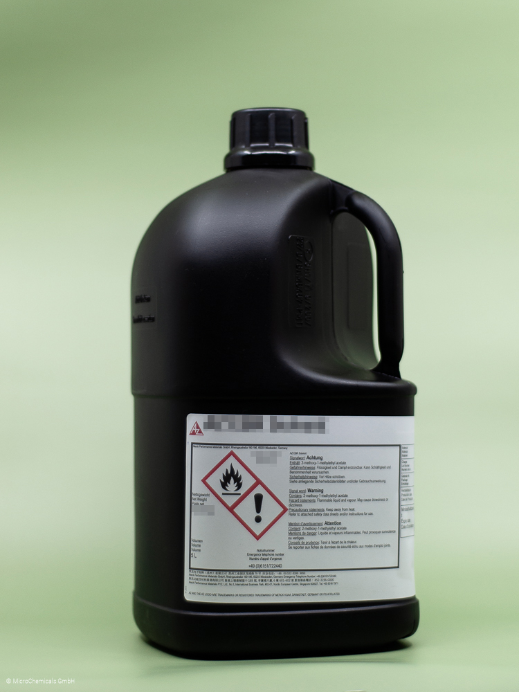 240214_Merck_Kunststoffflsche_5L_schwarz-6.jpg 240214_Merck_Kunststoffflsche_5L_schwarz-6.jpg