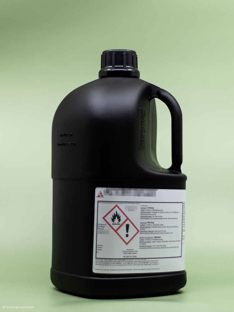 240214_Merck_Kunststoffflsche_5L_schwarz-7.jpg 240214_Merck_Kunststoffflsche_5L_schwarz-7.jpg